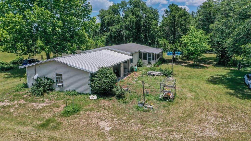 539 22nd Ct - Photo 1