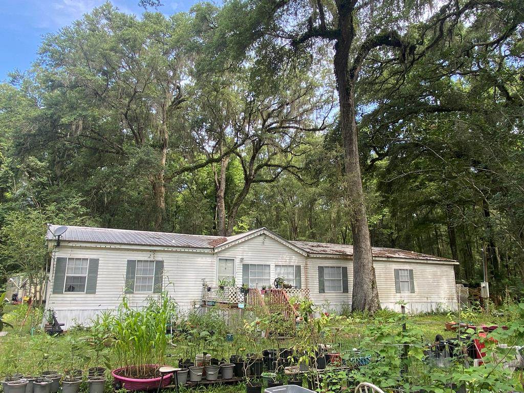 1371 642nd St - Photo 1