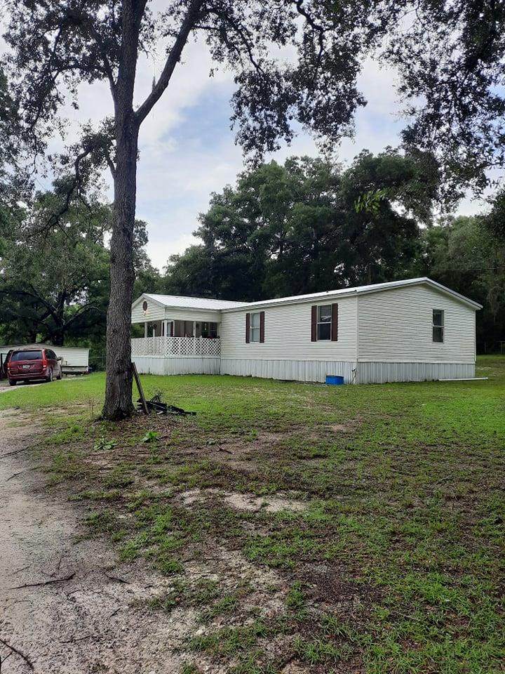 8359 74th Ct - Photo 1