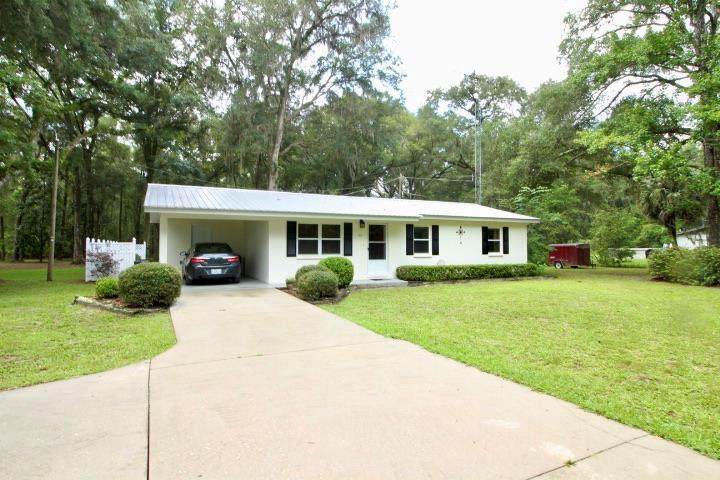 61 119th Ave - Photo 1