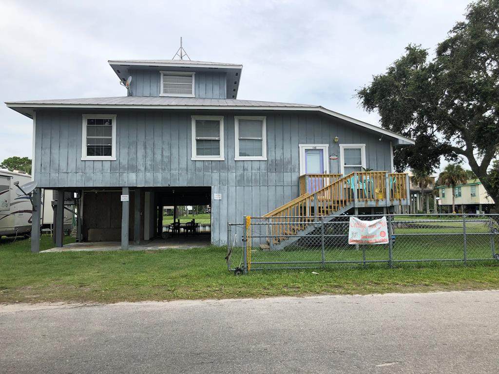 102 8th Ave - Photo 1