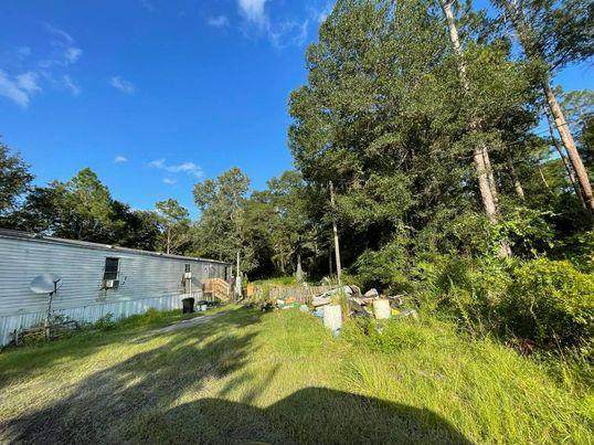 970 State Rd 24 - Photo 1