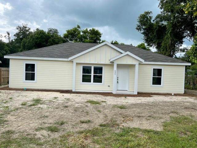 635 4th St - Photo 1