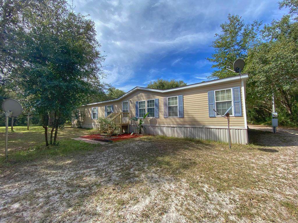 5369 55th Ave - Photo 1