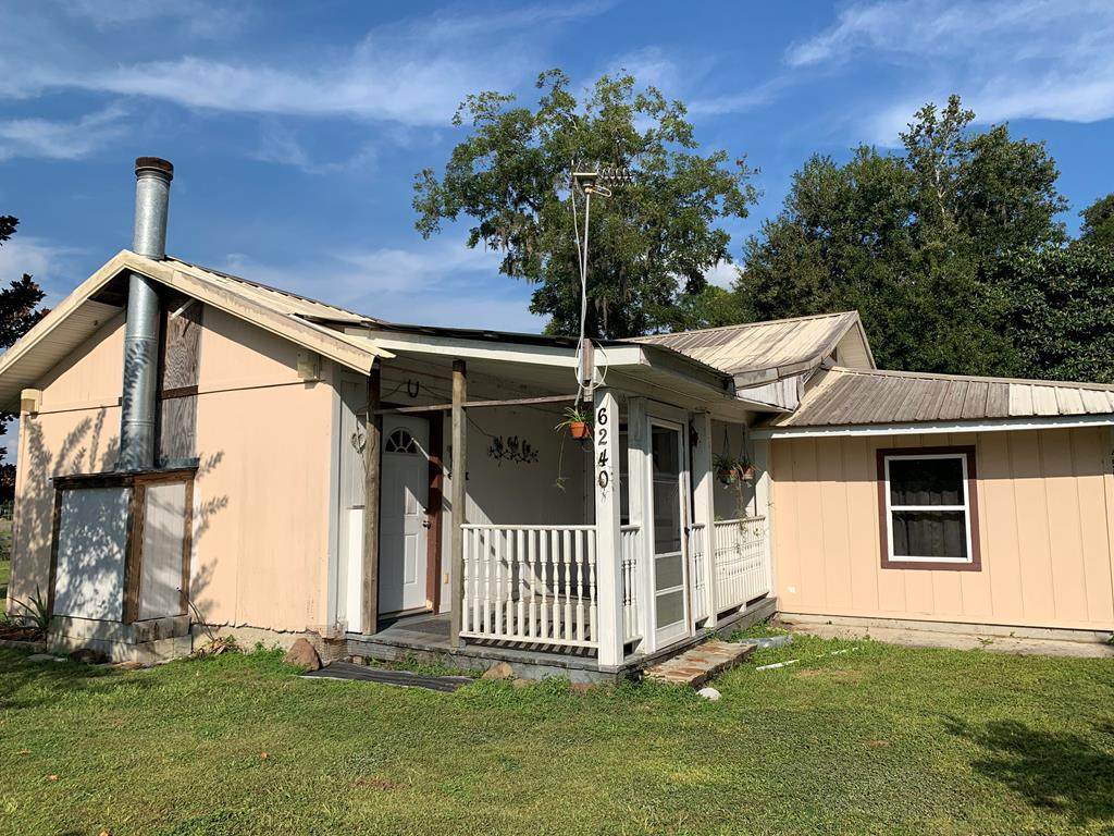 6240 County Road 232 - Photo 1