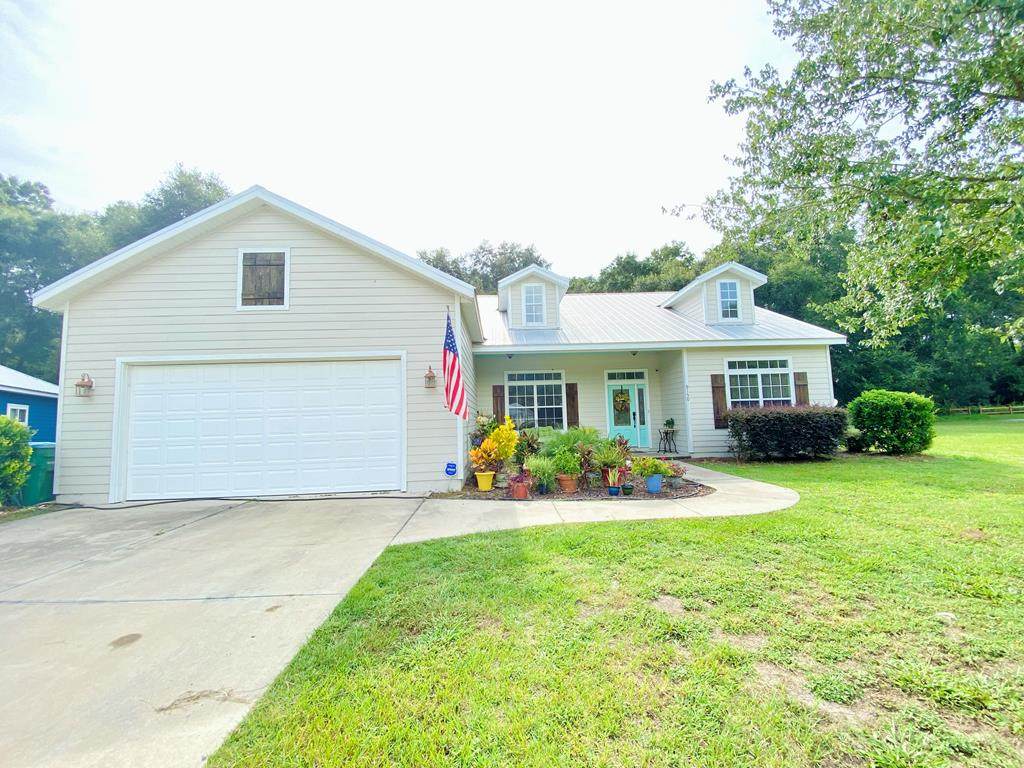 9150 Maryann Dr - Photo 1