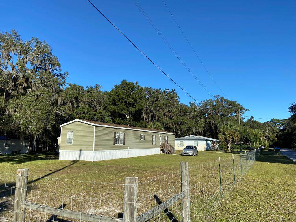 471NE 210th Ave - Photo 1