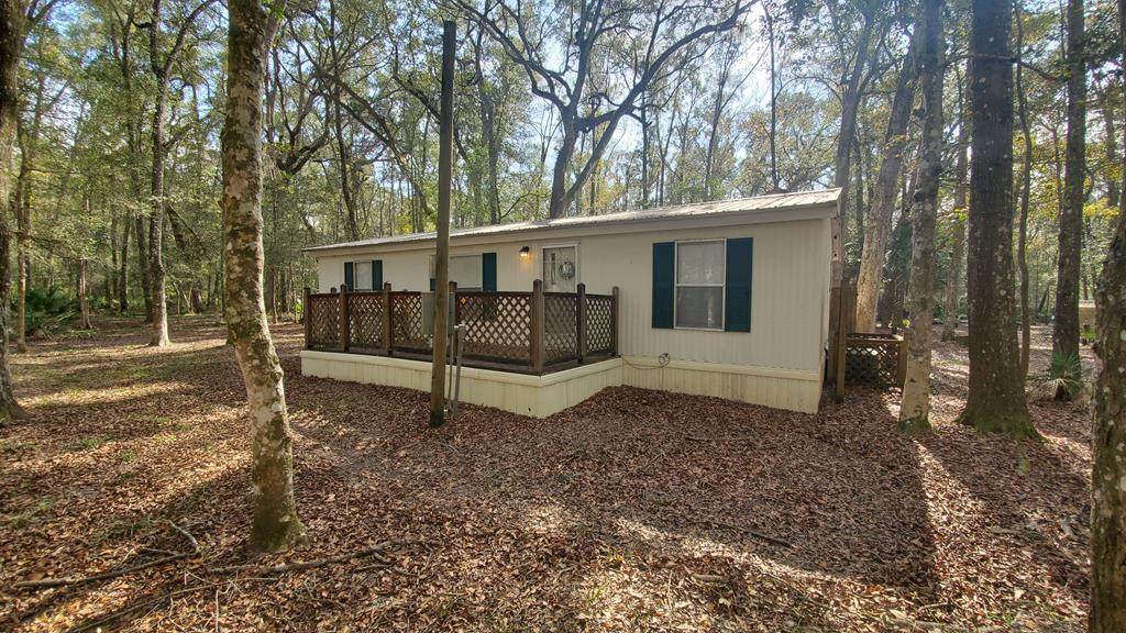 401 219th Ave - Photo 1