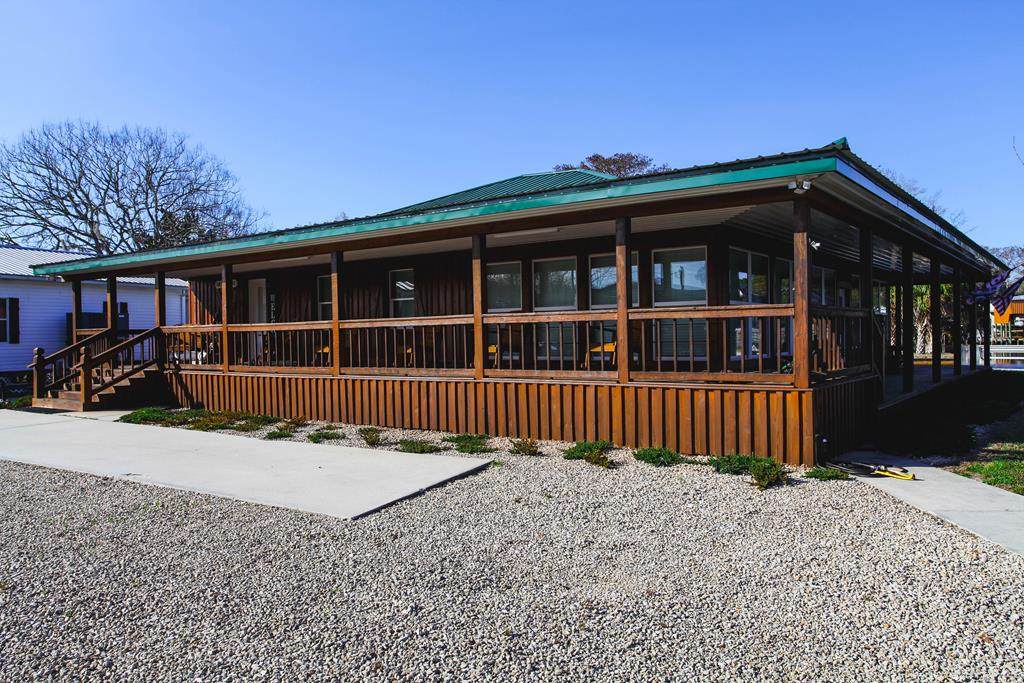 73 895th Ave - Photo 1