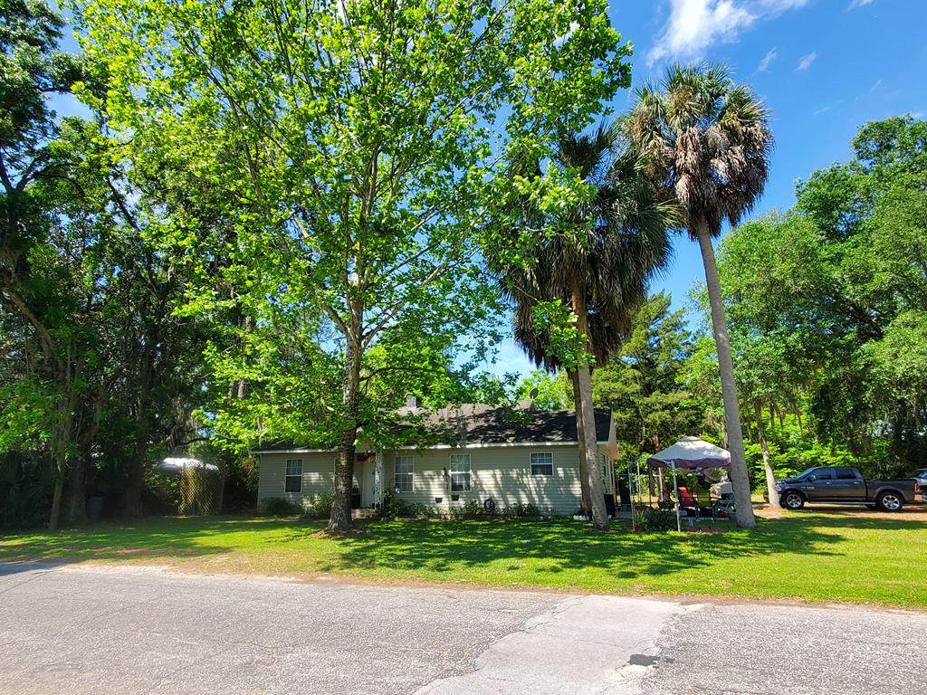 214 2nd St - Photo 1