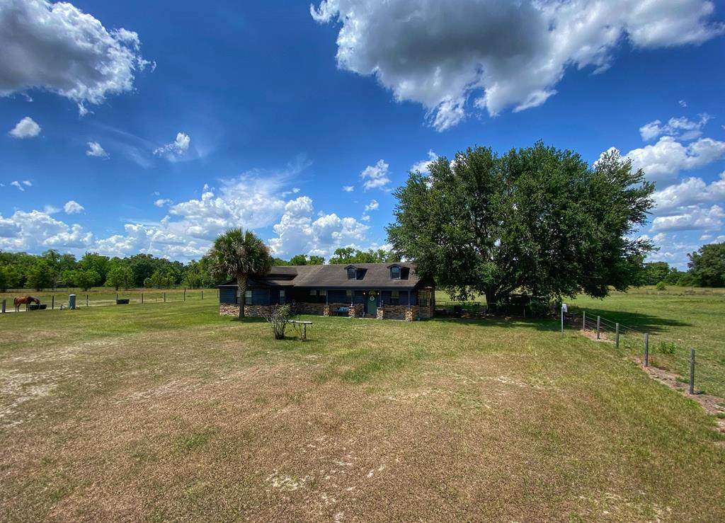 16290 10th Ave - Photo 1
