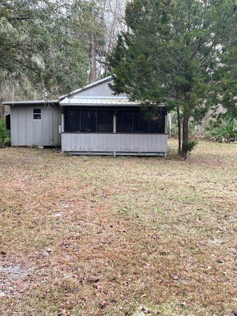 127 735th St - Photo 1