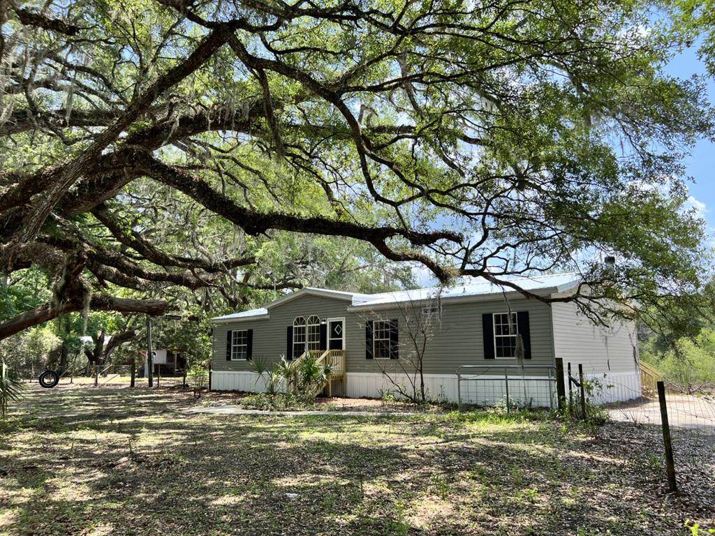 868 239th Ave - Photo 1