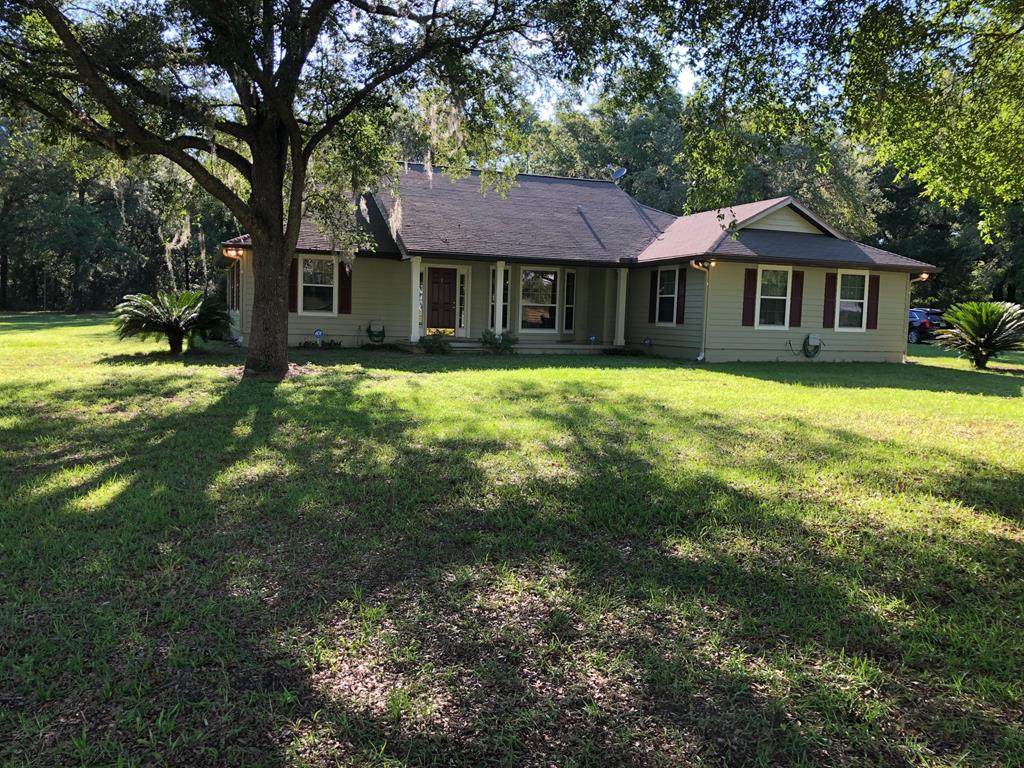 12430 80th Ave - Photo 1