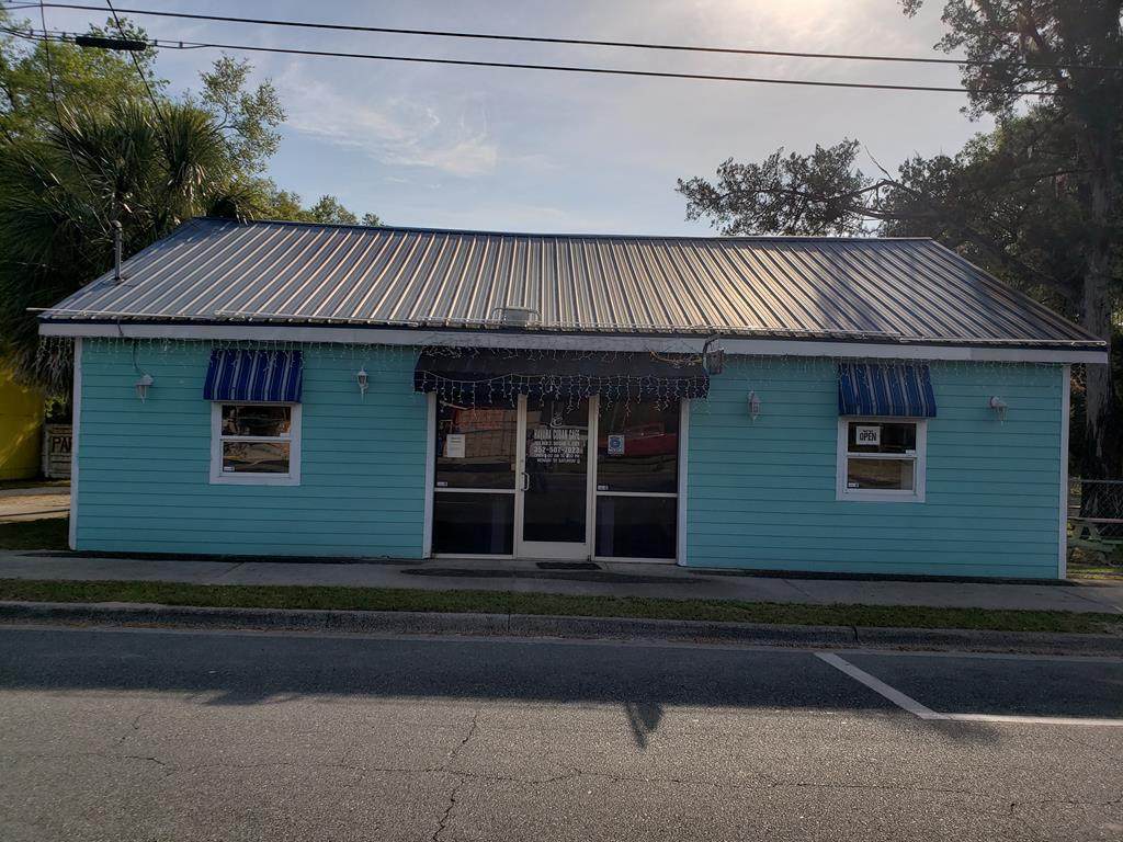 315 Main St - Photo 1