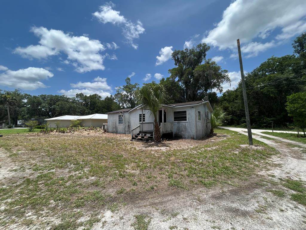 260 309th St - Photo 1
