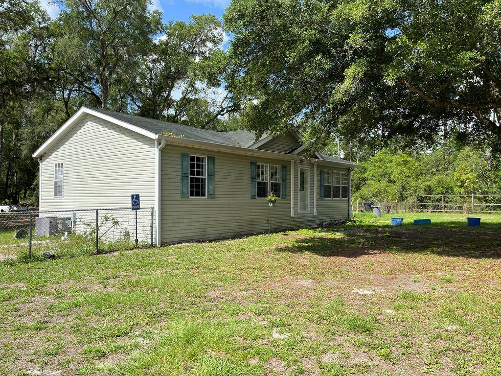 534 412th Ave - Photo 1