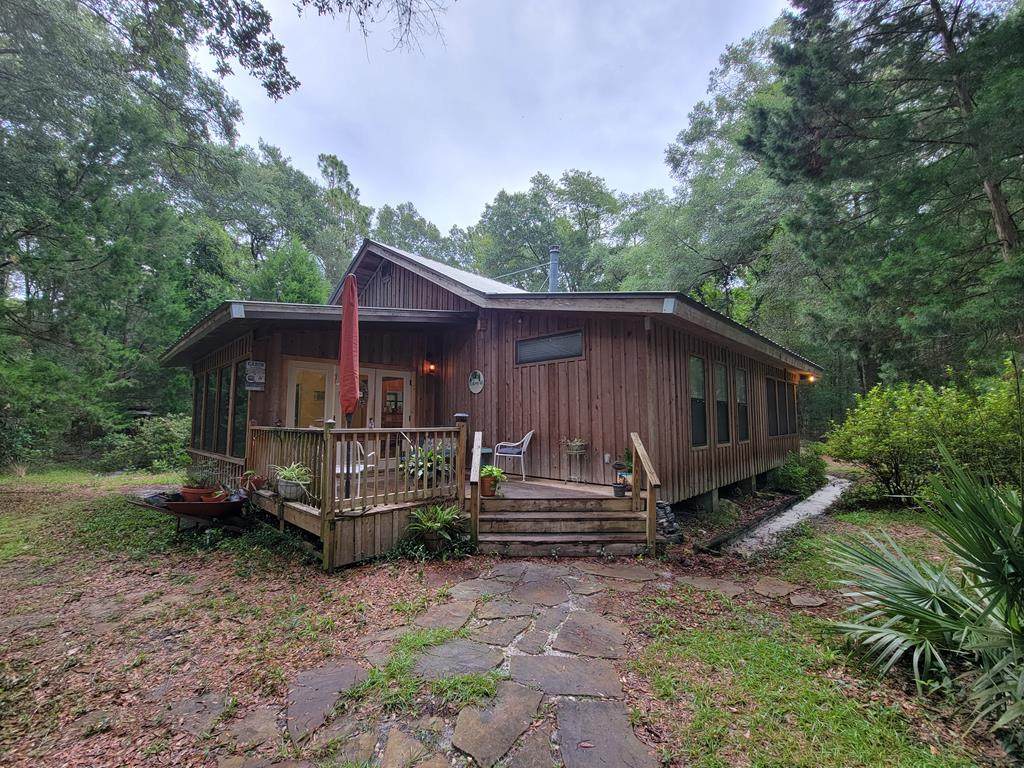 827 Bluff Dr - Photo 1
