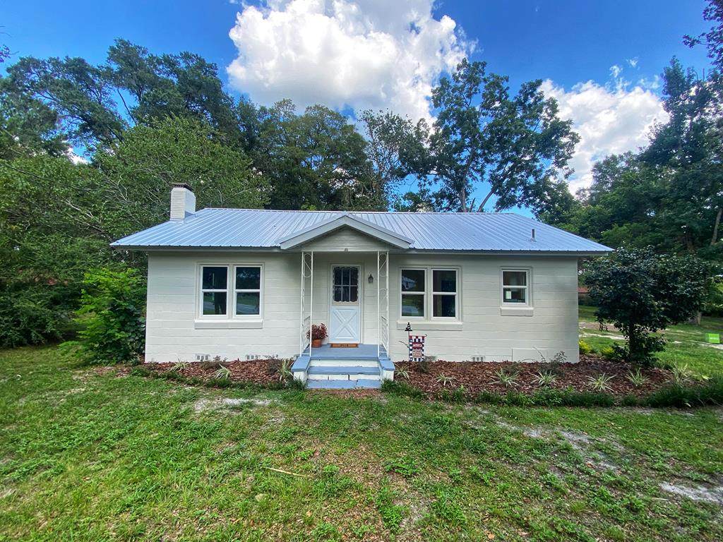 914 Main St - Photo 1