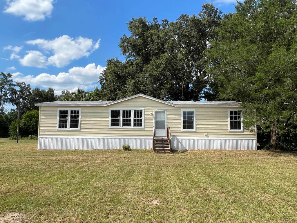 625 172nd Ln - Photo 1