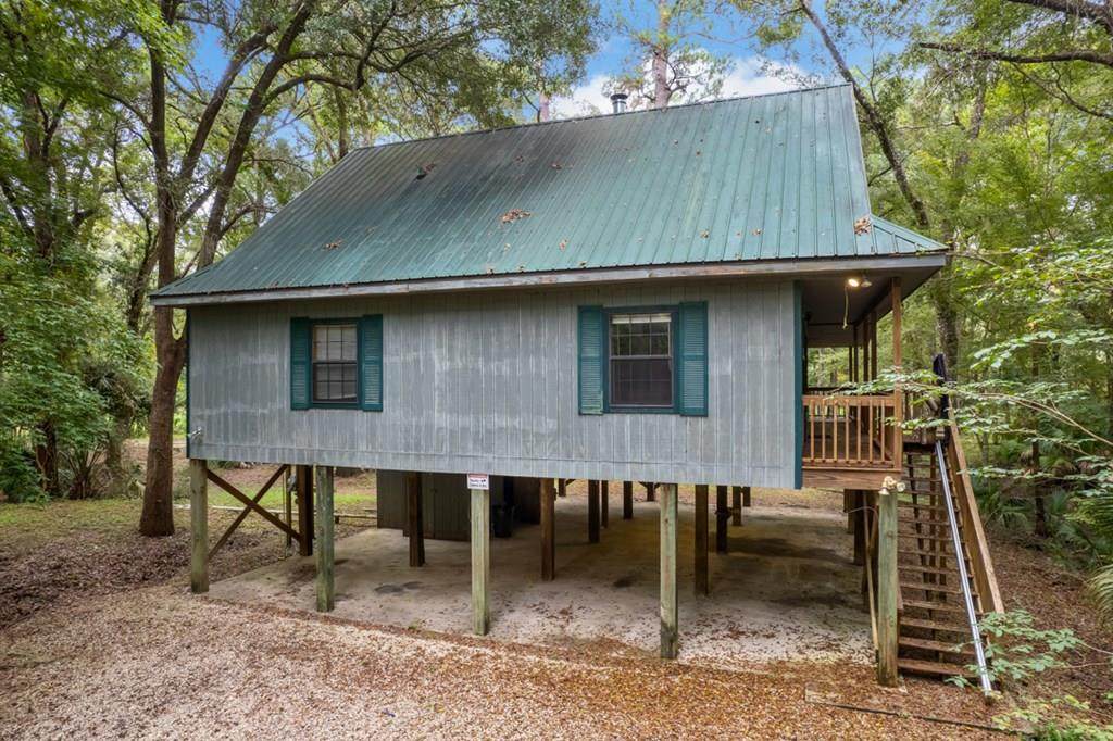 1622 Cedar St - Photo 1