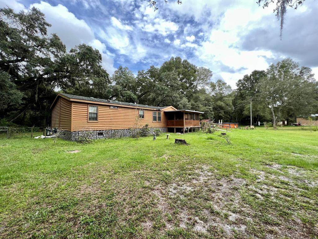 119 500th St - Photo 1