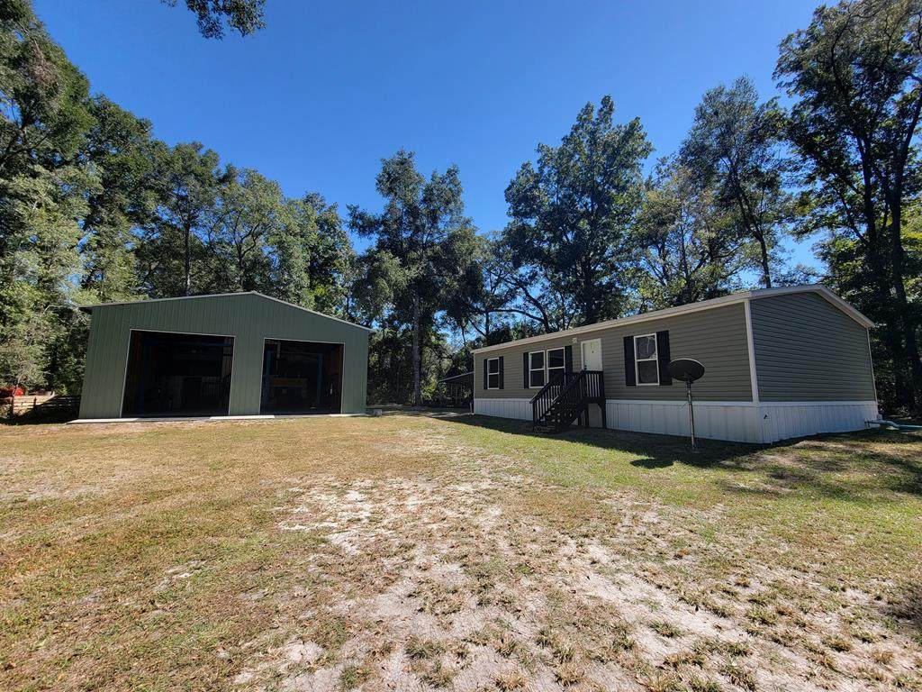 11591 74th Ct - Photo 1