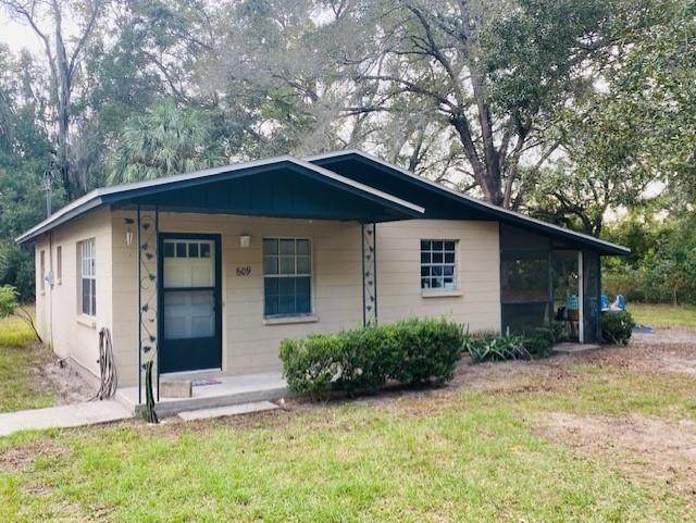 609 19th Ave - Photo 1