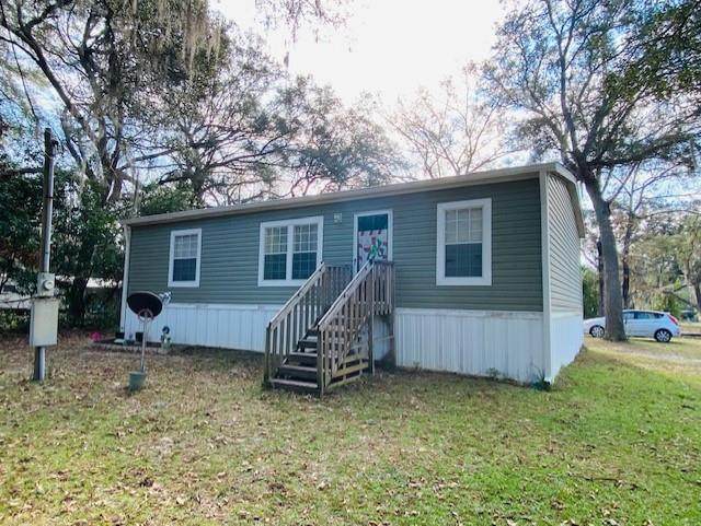 11491 111th Ave - Photo 1