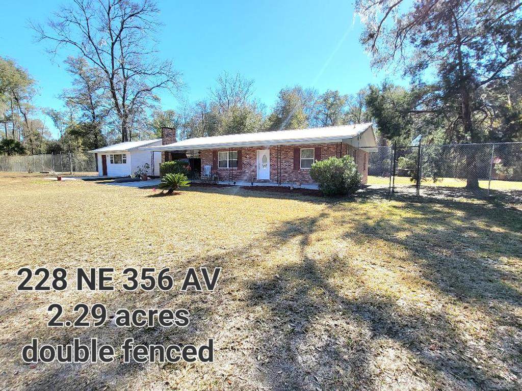 228 356th Ave - Photo 1