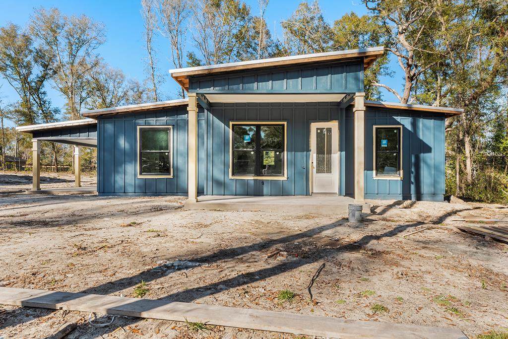 7460 78th Pl - Photo 1