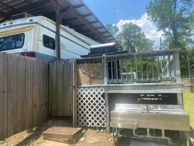 414 Central Ave, Steinhatchee, FL 32359 (MLS 786761) Hatcher Realty