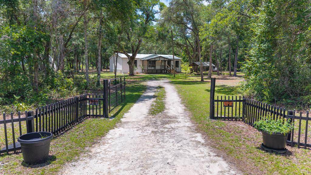 38 575th St - Photo 1