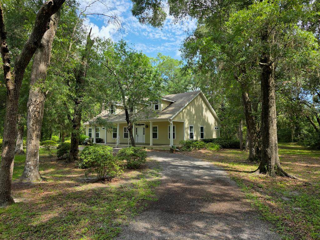 15651 64th Pl - Photo 1