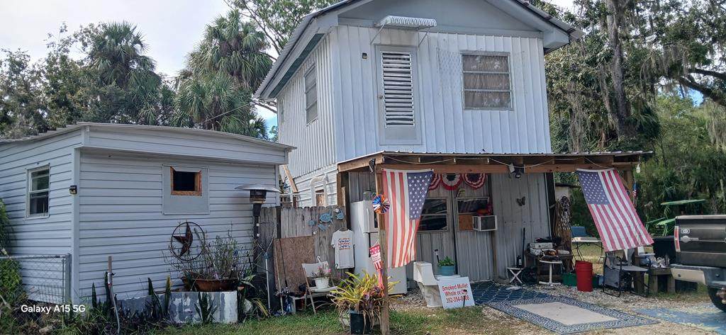 19 255th St - Photo 1