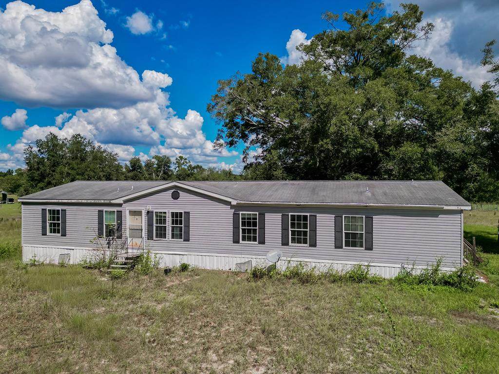 11330 15th Ave - Photo 1