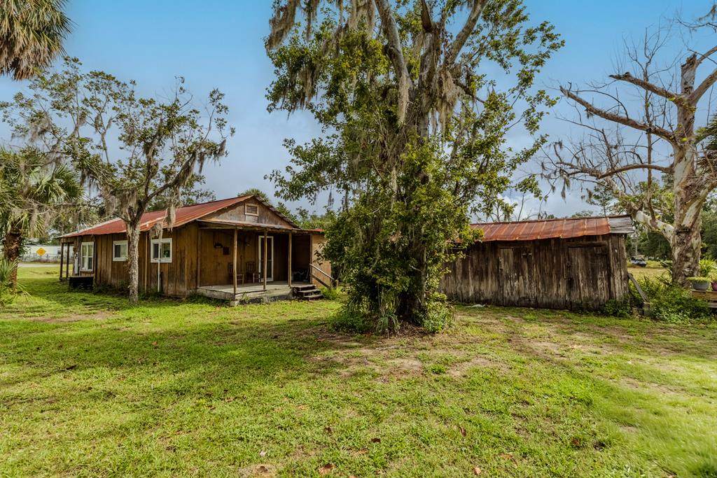 5549 Hwy 358 - Photo 1