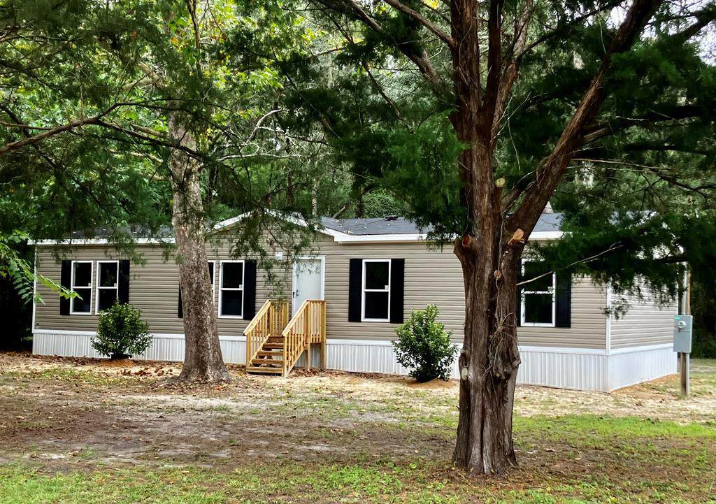 16598 80th Ave - Photo 1