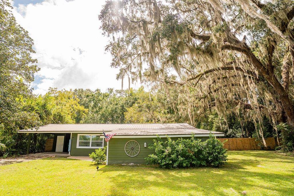 418 5th Ave - Photo 1