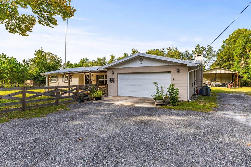 7251 40th St - Photo 1