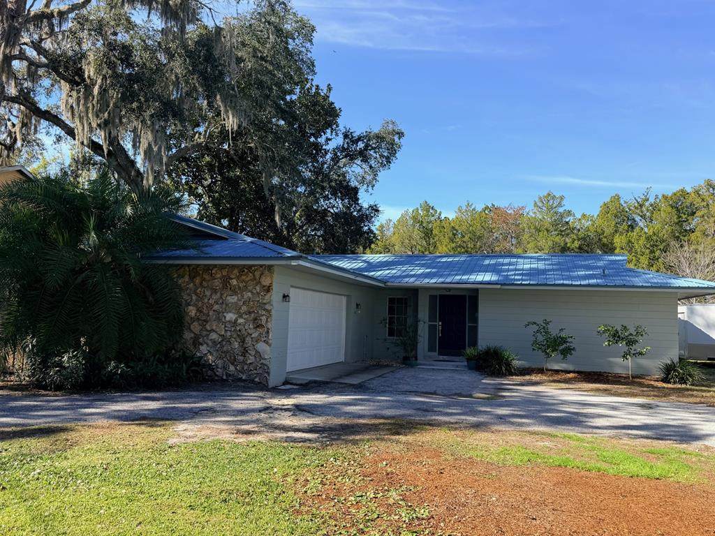 12 Palm Dr - Photo 1