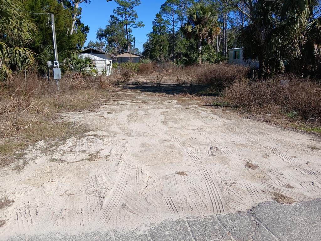 92 234th St - Photo 1