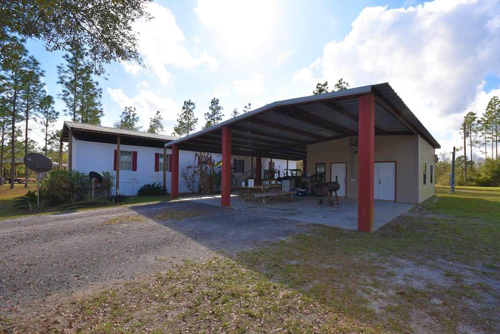 426 455 AVE - Photo 1