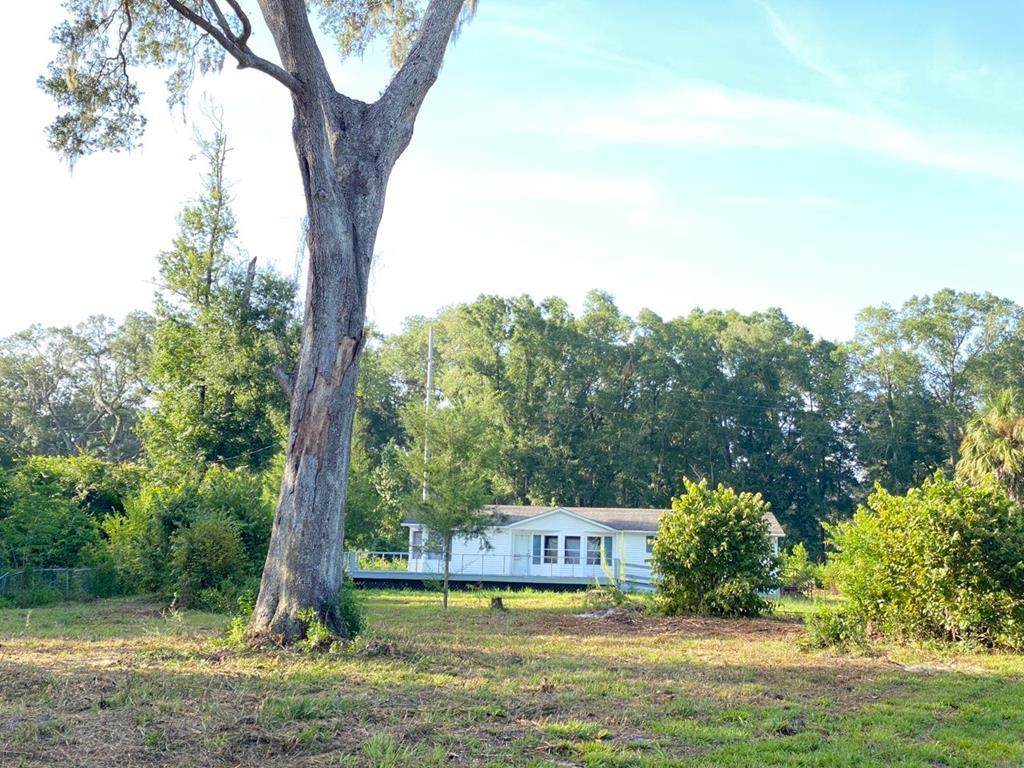 115 112 Ave - Photo 1