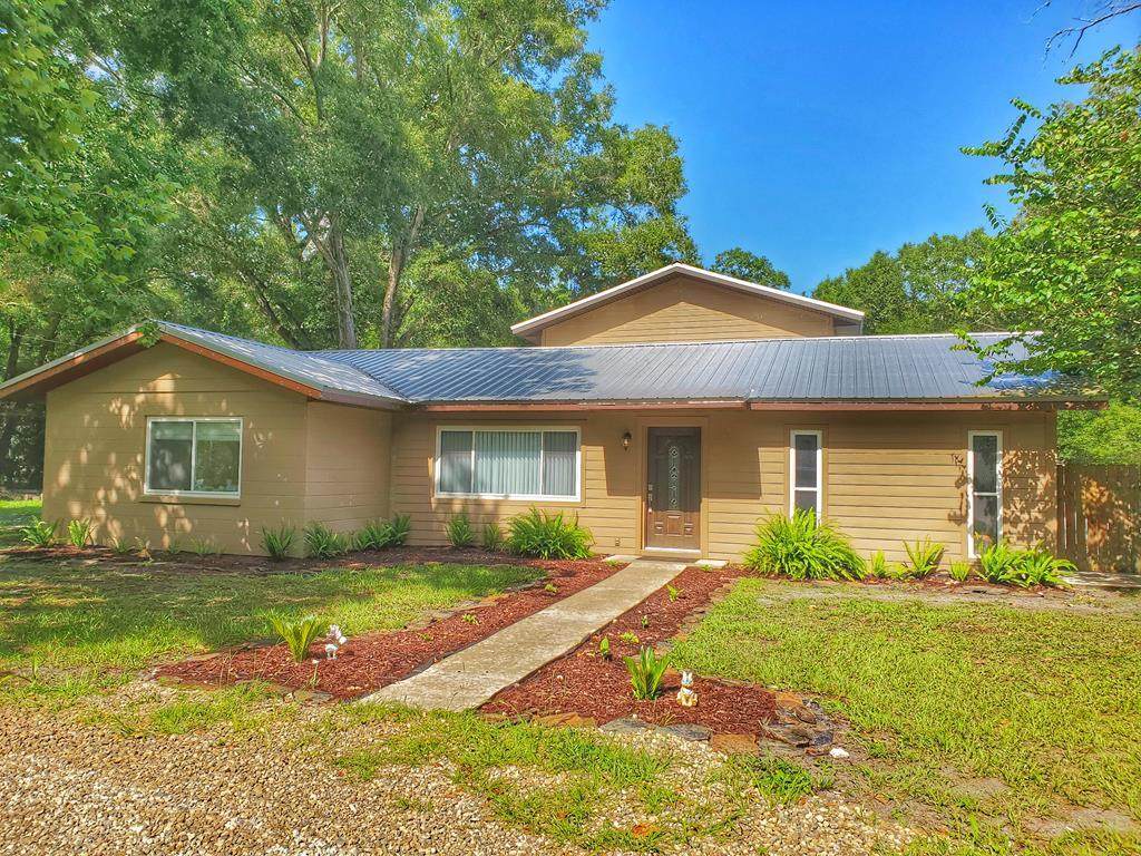 9591 75th Avenue - Photo 1