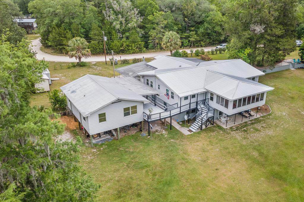 2149 77th Ave - Photo 1