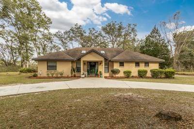 16614 70th Pl - Photo 1