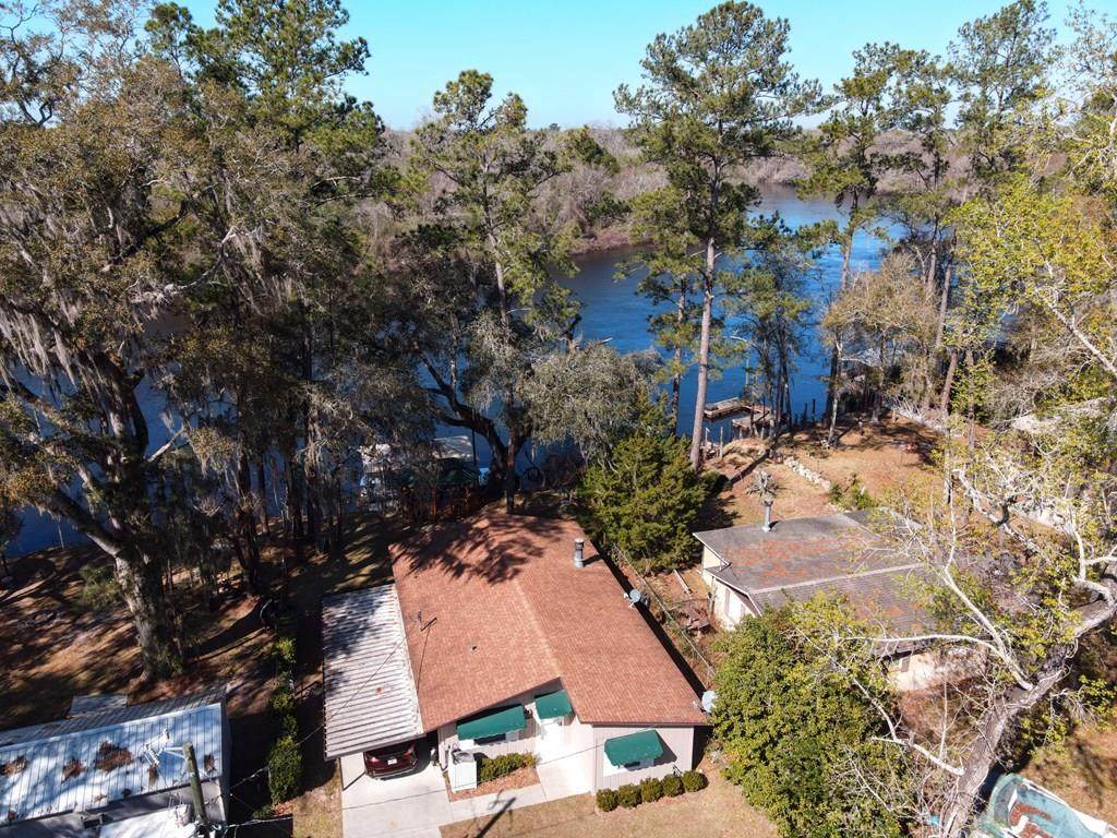 1089 80th Ave - Photo 1