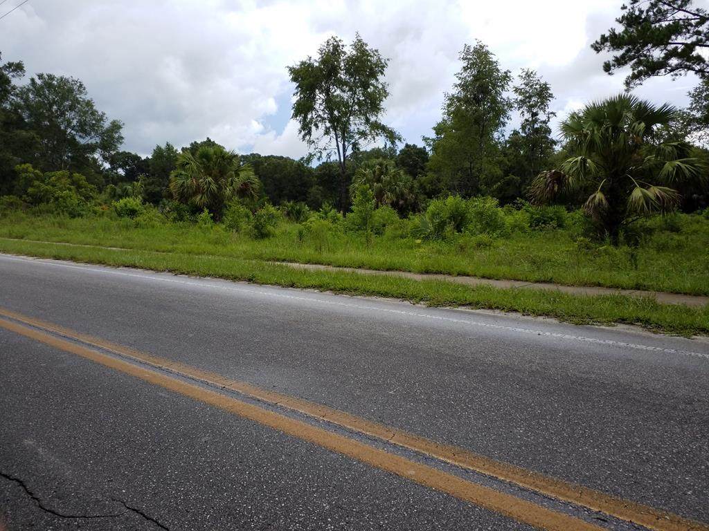 4 5th St - Photo 1