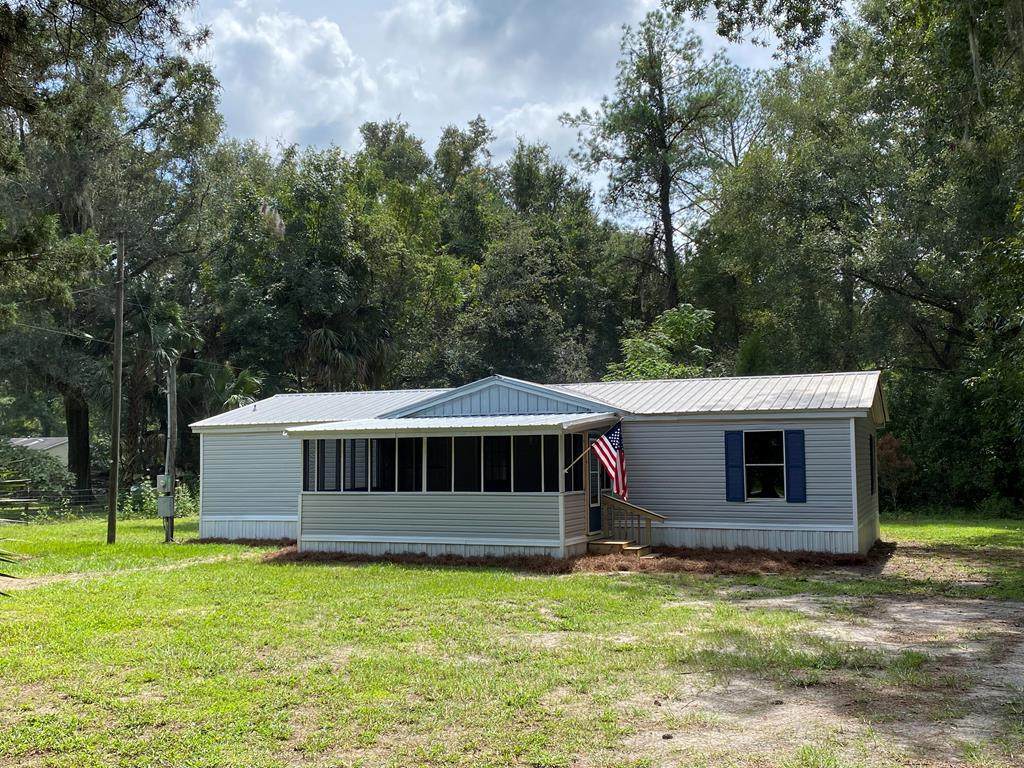 132 154th Ave - Photo 1
